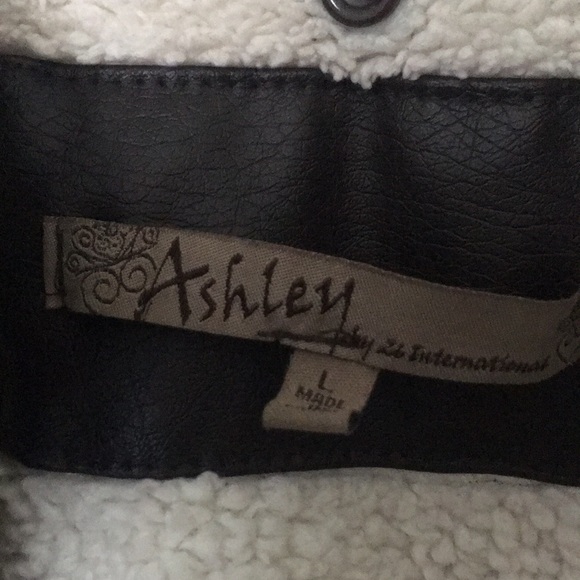 ASHLEYby26int - Leather jacket - Size: L - Picture 3 of 3